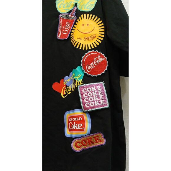 Coca-Cola Women’s 2XL Cropped Black T-Shirt Embroidered Patch Logo Graphic Tee - Picture 4 of 6